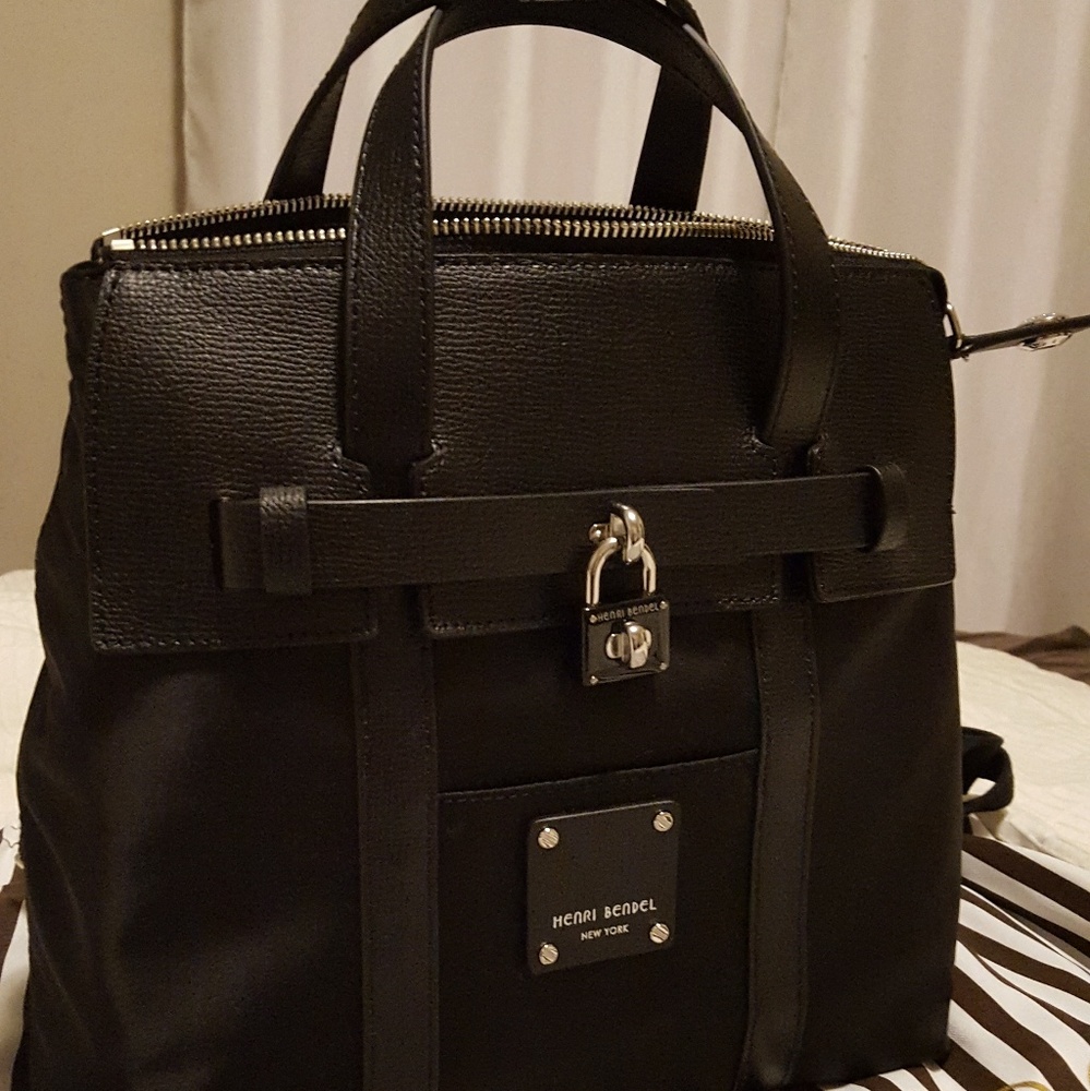 Henri Bendel mini jetsetter backpack NEW w dust ba